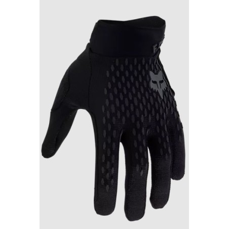 Gants Fox Defend Black