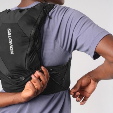 Salomon Advanced Skin 12 with flasks black