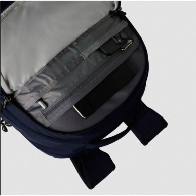 The North Face Borealis 28L tnf navy / tnf black